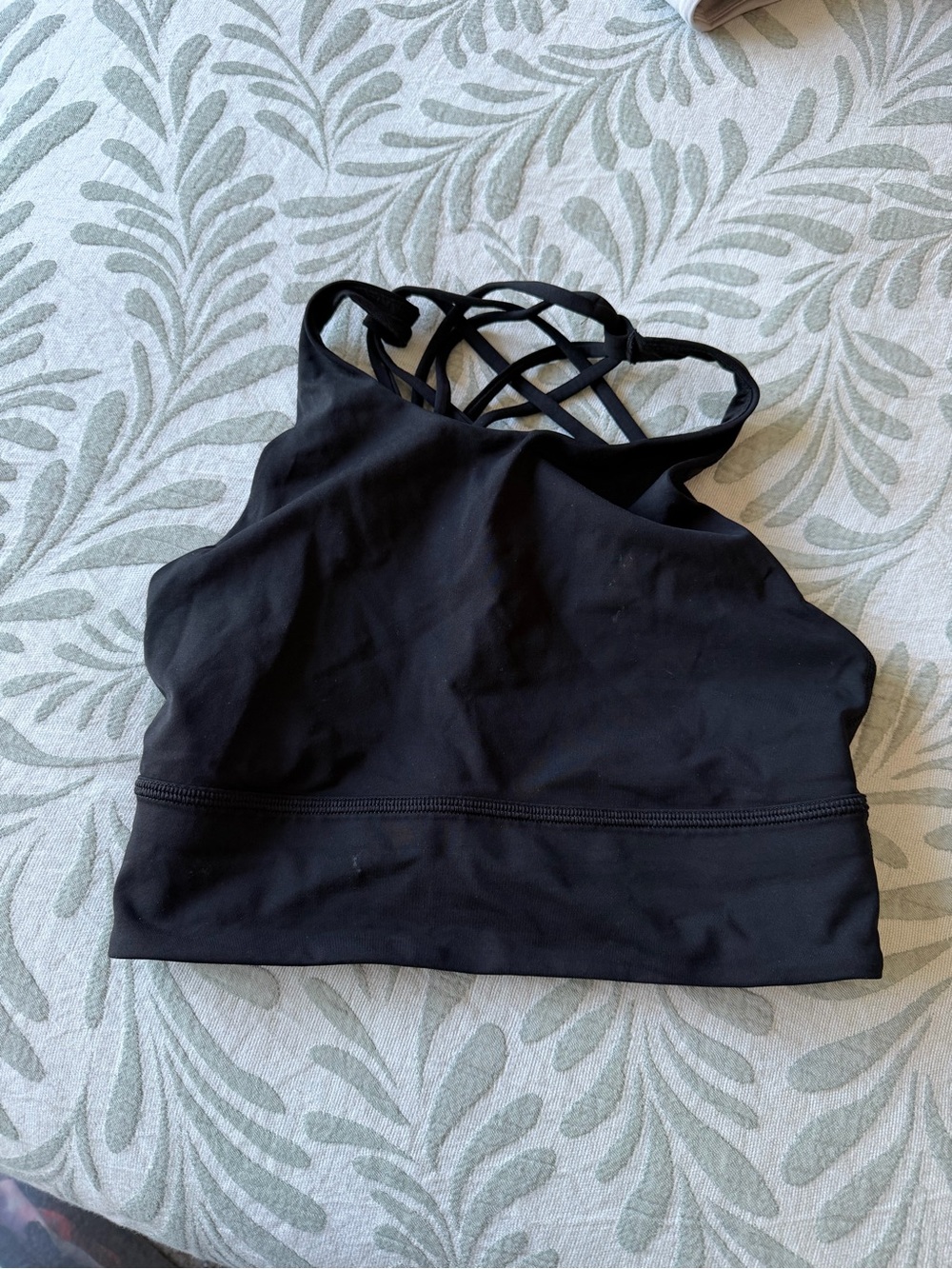 Lululemon Free to be Wild high neck